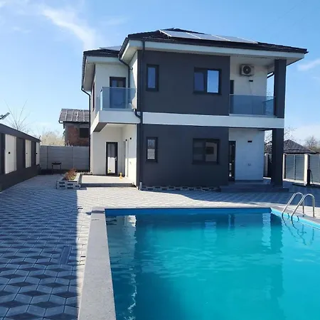 Grey House Villa Bucharest