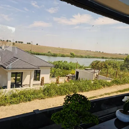 Grey House Villa *
