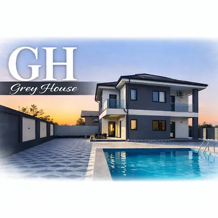 Grey House Villa *