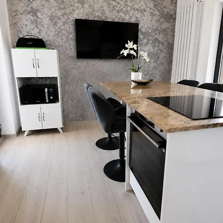 Villa Grey House