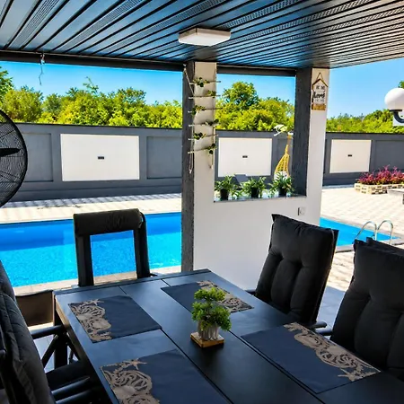 Grey House Villa